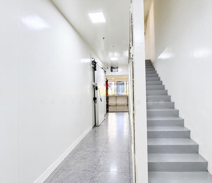 Mactaggart Foodlink, 20 Mactaggart Road, Macpherson / Potong Pasir, 2,637 sqft, Light Industrial (B1) For Sale, by Angie Low 罗笳僡, 500275165 - Corridor - CommercialGuru.com.sg