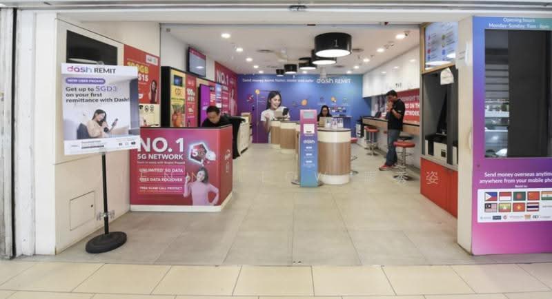 Lucky Plaza, 304 Orchard Road, Orchard / River Valley, 884 sqft, Mall Shop For Rent, by Vienn Leow 廖秀姿, 500275168 - Interior - CommercialGuru.com.sg