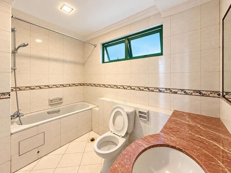St Michael's Place, 1 Jalan Taman, Balestier / Toa Payoh, 3 Bedrooms, 1,259 sqft, Condominium For Sale, by Yong Wee Foong 杨伟锋, 500275170 - Bathroom - PropertyGuru.com.sg