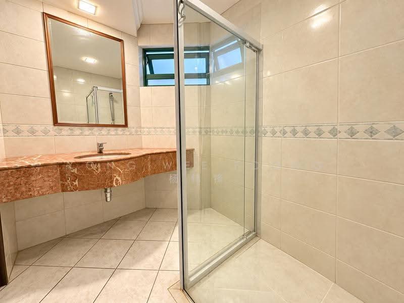 St Michael's Place, 1 Jalan Taman, Balestier / Toa Payoh, 3 Bedrooms, 1,259 sqft, Condominium For Sale, by Yong Wee Foong 杨伟锋, 500275170 - Bathroom - PropertyGuru.com.sg