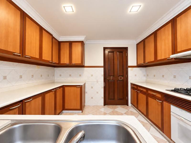 St Michael's Place, 1 Jalan Taman, Balestier / Toa Payoh, 3 Bedrooms, 1,259 sqft, Condominium For Sale, by Yong Wee Foong 杨伟锋, 500275170 - Kitchen - PropertyGuru.com.sg