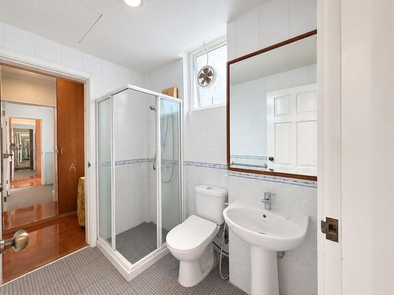 Burgundy Hill, Burgundy Rise, Dairy Farm / Bukit Panjang / Choa Chu Kang, 5 Bedrooms, 3,165 sqft, Semi-Detached House For Sale, by Adrian Lee 李俊汶, 500275181 - Bathroom - PropertyGuru.com.sg