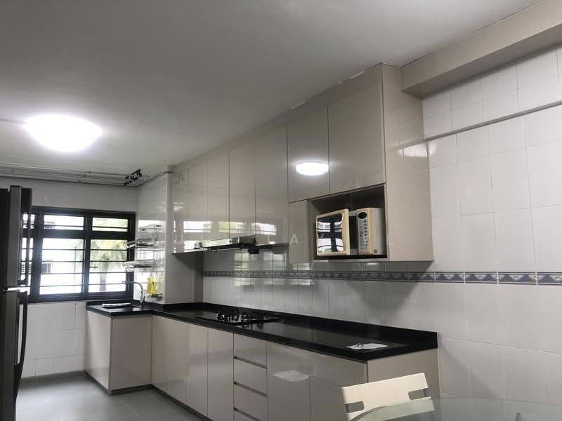315 Clementi Avenue 4, 315 Clementi Avenue 4, Buona Vista / West Coast / Clementi New Town, 3 Bedrooms, 980 sqft, HDB Flat For Rent, by Yuli Tay YL, 500275187 - Kitchen - PropertyGuru.com.sg