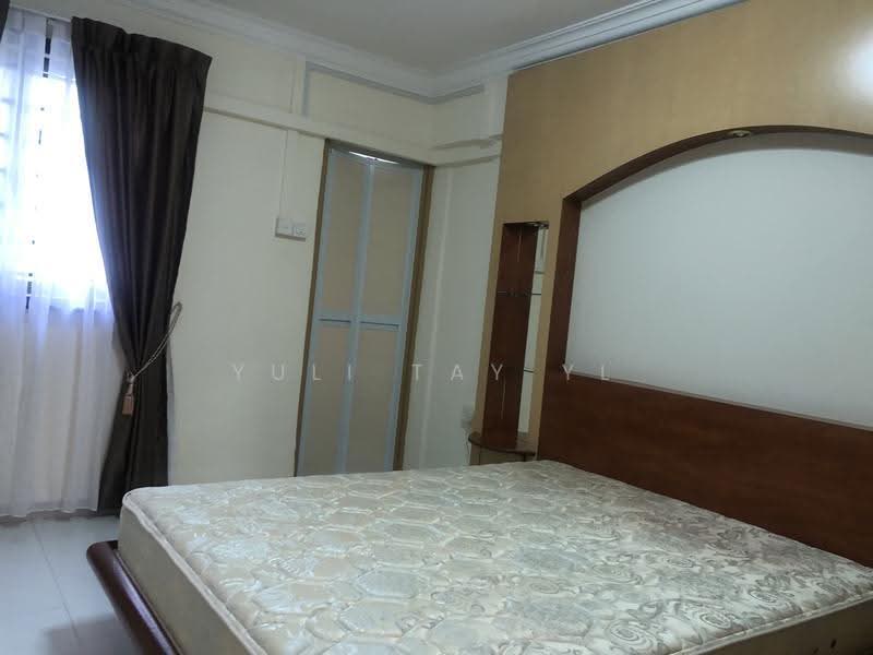 315 Clementi Avenue 4, 315 Clementi Avenue 4, Buona Vista / West Coast / Clementi New Town, 3 Bedrooms, 980 sqft, HDB Flat For Rent, by Yuli Tay YL, 500275187 - Bedroom - PropertyGuru.com.sg