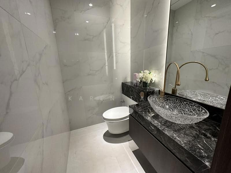 Grand Dunman, 2 Dunman Road, East Coast / Marine Parade, 5 Bedrooms, 2,217 sqft, Condominium For Sale, by Karen Tan, 500275210 - Bathroom - PropertyGuru.com.sg