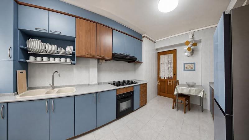 459 Pasir Ris Drive 4, 459 Pasir Ris Drive 4, Pasir Ris / Tampines, 4 Bedrooms, 1,528 sqft, HDB Flat For Sale, by Sesth Shah, 500275232 - Kitchen - PropertyGuru.com.sg
