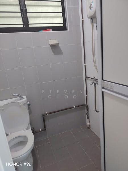 248 Yishun Avenue 9, 248 Yishun Avenue 9, Sembawang / Yishun, Room Rental, 120 sqft, HDB Flat For Rent, by Steven Choo, 500275234 - Bathroom - PropertyGuru.com.sg