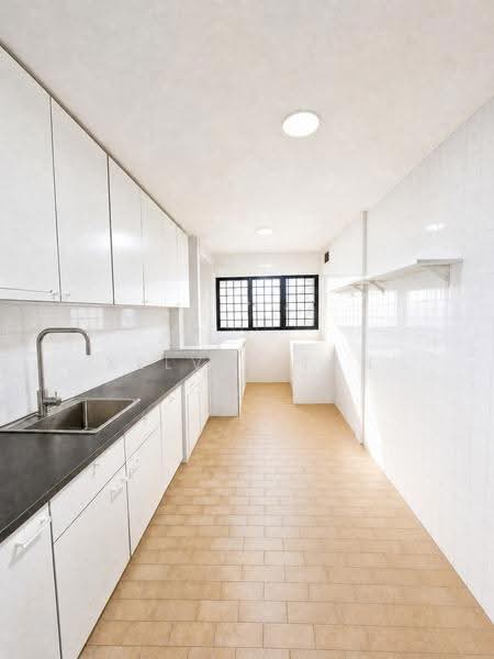 238 Bukit Batok East Avenue 5, 238 Bukit Batok East Avenue 5, Dairy Farm / Bukit Panjang / Choa Chu Kang, 3 Bedrooms, 980 sqft, HDB Flat For Sale, by Kelvin Tan, 500275261 - Kitchen - PropertyGuru.com.sg