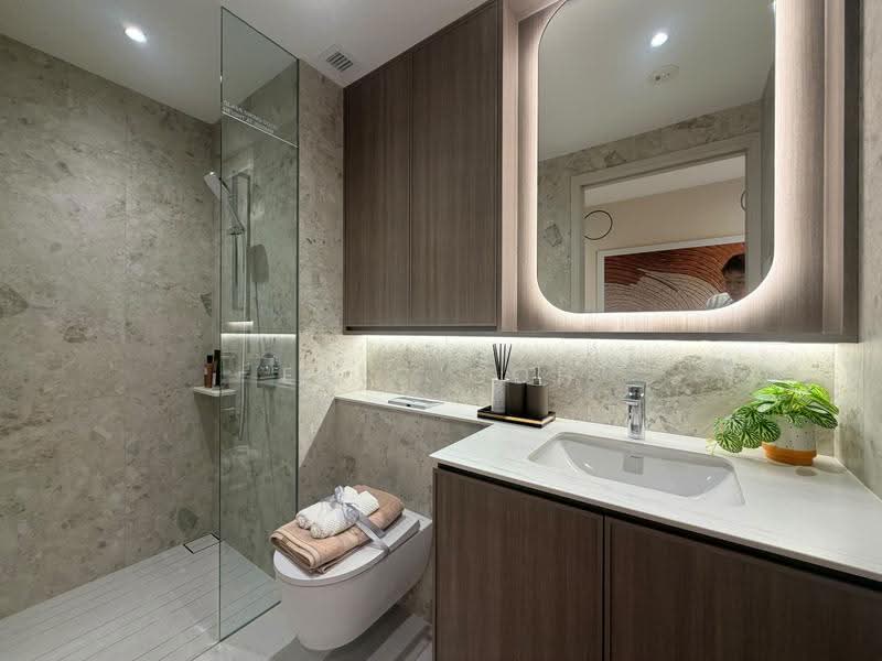 Bagnall Haus, 811 Upper East Coast Road, Bedok / Upper East Coast, 4 Bedrooms, 1,249 sqft, Condominium For Sale, by Eric Goh, 500275267 - PropertyGuru.com.sg