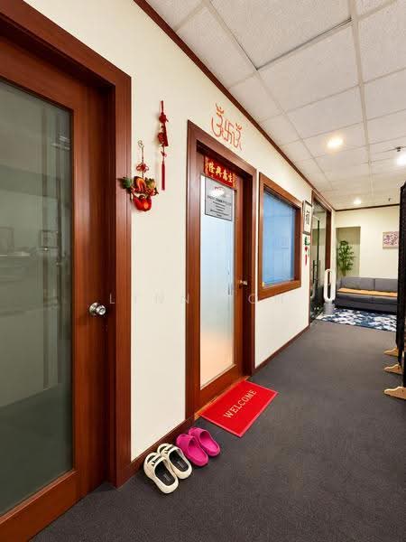 Midview Building, 50 Bukit Batok Street 23, Dairy Farm / Bukit Panjang / Choa Chu Kang, 1,249 sqft, Light Industrial (B1) For Sale, by Lynn Loh, 500275332 - Entrance - CommercialGuru.com.sg