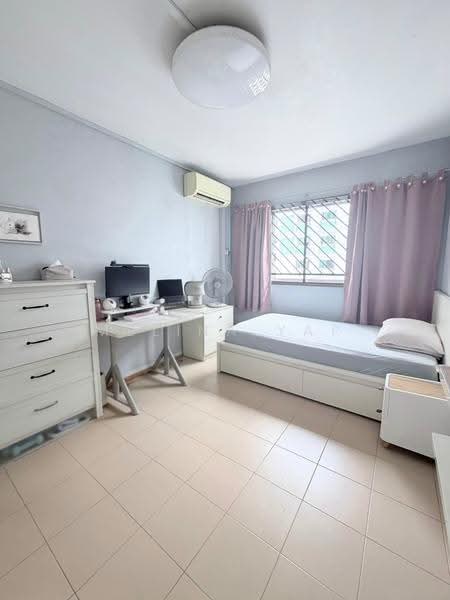 142 Petir Road, 142 Petir Road, Dairy Farm / Bukit Panjang / Choa Chu Kang, 3 Bedrooms, 1,109 sqft, HDB Flat For Sale, by Melina Yap, 500275337 - Bedroom 3 - PropertyGuru.com.sg