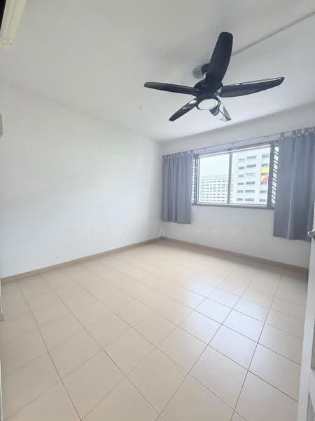 142 Petir Road, 142 Petir Road, Dairy Farm / Bukit Panjang / Choa Chu Kang, 3 Bedrooms, 1,109 sqft, HDB Flat For Sale, by Melina Yap, 500275337 - Bedroom 2 - PropertyGuru.com.sg