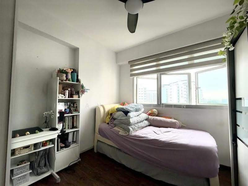 355A Anchorvale Lane, 355A Anchorvale Lane, Hougang / Punggol / Sengkang, 2 Bedrooms, 732 sqft, HDB Flat For Sale, by Irfan Farihin, 500275345 - Bedroom - PropertyGuru.com.sg