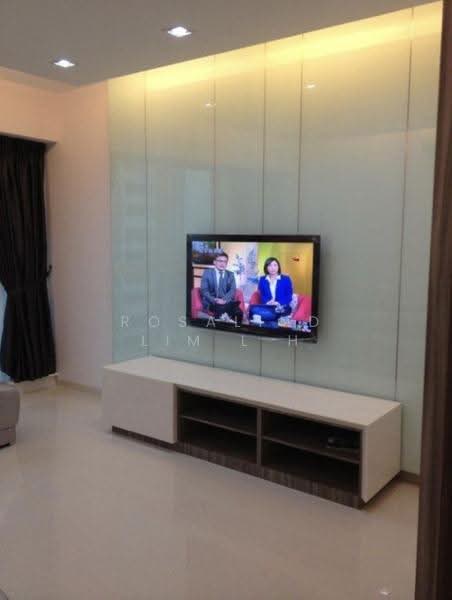 Palm Gardens, 2D Hong San Walk, Dairy Farm / Bukit Panjang / Choa Chu Kang, 3 Bedrooms, 1,216 sqft, Condominium For Sale, by Rosalind Lim L H, 500275350 - Living Room - PropertyGuru.com.sg