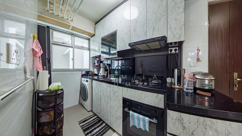 421A Northshore Drive, 421A Northshore Drive, Hougang / Punggol / Sengkang, 1 Bedroom, 409 sqft, HDB Flat For Sale, by Sharmila Sukumar, 500275351 - Kitchen - PropertyGuru.com.sg