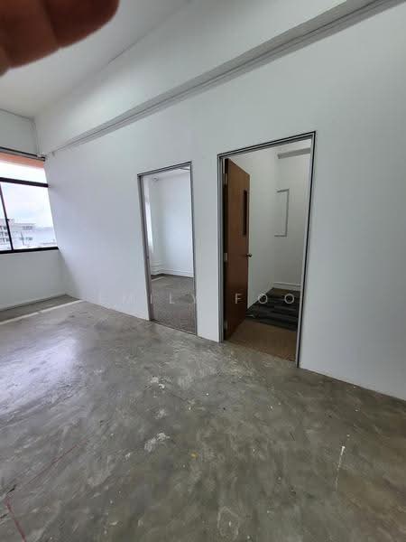 Gold Pine Industrial Building, 126 Joo Seng Road, Macpherson / Potong Pasir, 450 sqft, Light Industrial (B1) For Rent, by Emily Foo, 500275355 - Interior - CommercialGuru.com.sg