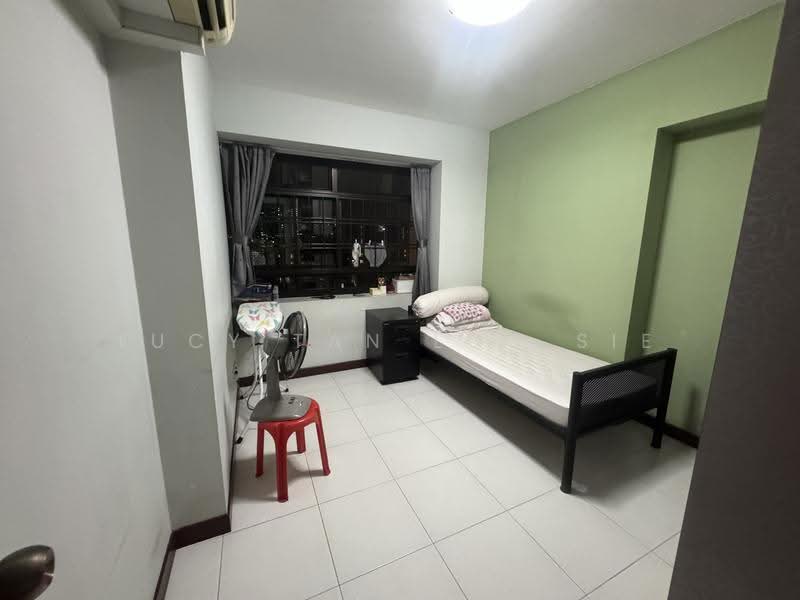 28A Dover Crescent, 28A Dover Crescent, Buona Vista / West Coast / Clementi New Town, 3 Bedrooms, 1,023 sqft, HDB Flat For Sale, by Lucy Tan Loo Sie, 500275359 - Bedroom - PropertyGuru.com.sg
