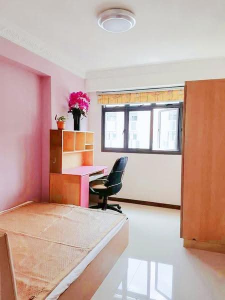 697A Jurong West Central 3, 697A Jurong West Central 3, Boon Lay / Jurong / Tuas, 3 Bedrooms, 1,001 sqft, HDB Flat For Sale, by Joseph Ng 黄德顺, 500275368 - Bedroom - PropertyGuru.com.sg