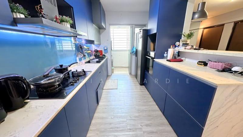 871B Tampines Street 86, 871B Tampines Street 86, Pasir Ris / Tampines, 3 Bedrooms, 1,227 sqft, HDB Flat For Sale, by Sophian Hardie, 500275374 - Kitchen - PropertyGuru.com.sg
