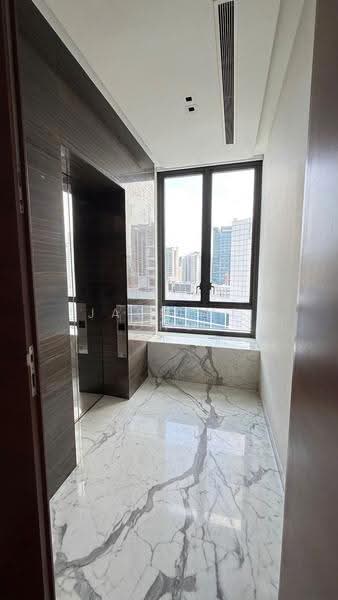 Ardmore 3, 3 Ardmore Park, Tanglin / Holland / Bukit Timah, 3 Bedrooms, 1,744 sqft, Condominium For Sale, by Jasmine Ong, 500275377 - Private lift lobby - PropertyGuru.com.sg