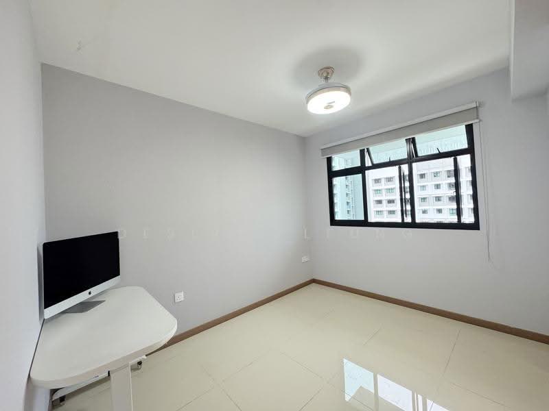 413B Northshore Drive, 413B Northshore Drive, Hougang / Punggol / Sengkang, 1 Bedroom, 506 sqft, HDB Flat For Sale, by Desiree Leung, 500275381 - PropertyGuru.com.sg