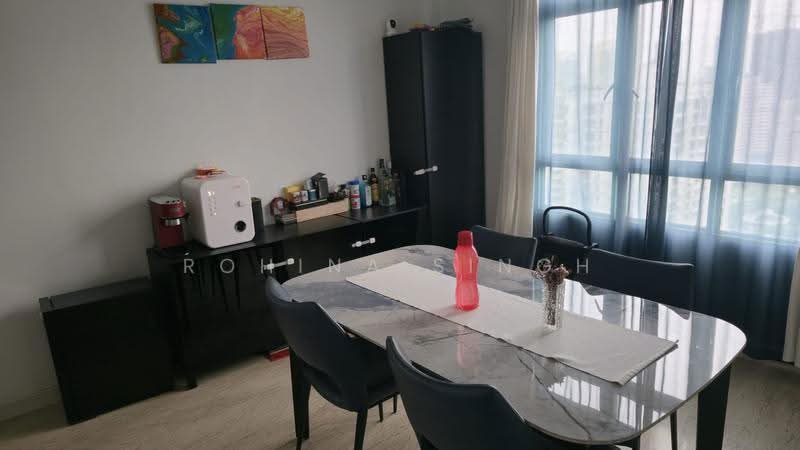 Tiara, 1 Kim Seng Walk, Orchard / River Valley, 3 Bedrooms, 1,281 sqft, Apartment For Rent, by Rohina Singh, 500275413 - Dining Room - PropertyGuru.com.sg