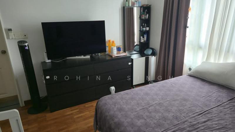 Tiara, 1 Kim Seng Walk, Orchard / River Valley, 3 Bedrooms, 1,281 sqft, Apartment For Rent, by Rohina Singh, 500275413 - Bedroom - PropertyGuru.com.sg