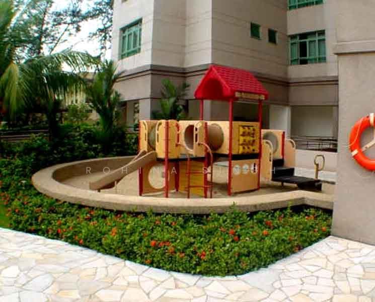 Tiara, 1 Kim Seng Walk, Orchard / River Valley, 3 Bedrooms, 1,281 sqft, Apartment For Rent, by Rohina Singh, 500275413 - Exterior - PropertyGuru.com.sg