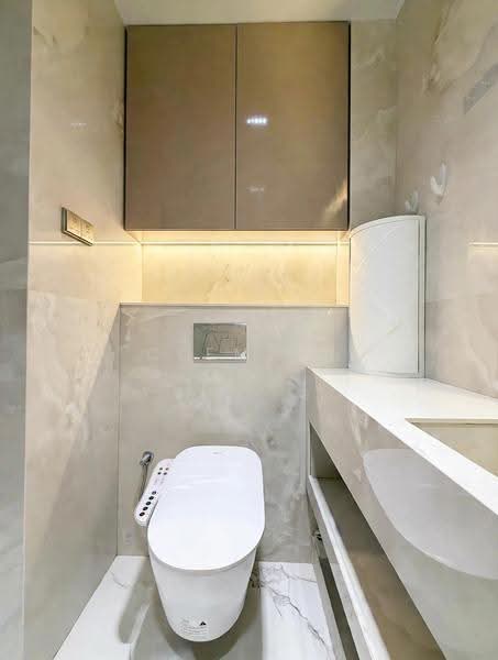 263 Bishan Street 22, 263 Bishan Street 22, Ang Mo Kio / Bishan / Thomson, 2 Bedrooms, 1,140 sqft, HDB Flat For Sale, by Clement Ong, 500275419 - Bathroom - PropertyGuru.com.sg