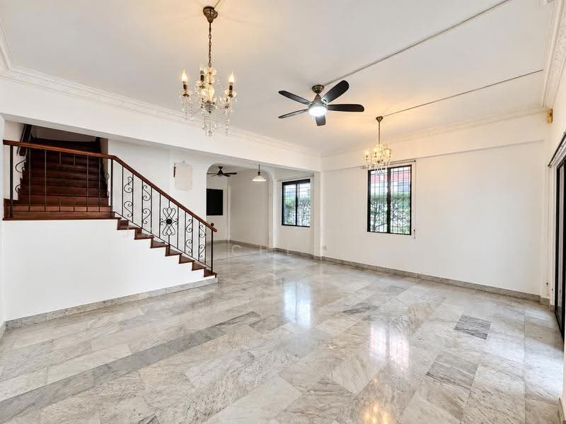 D15 | MOMENTS AWAY FROM i12KATONG!, Lorong Stangee, East Coast / Marine Parade, 4 Bedrooms, 2,100 sqft, Corner Terrace For Rent, by Janel Aemilia Chee, 500275423 - Living Room - PropertyGuru.com.sg