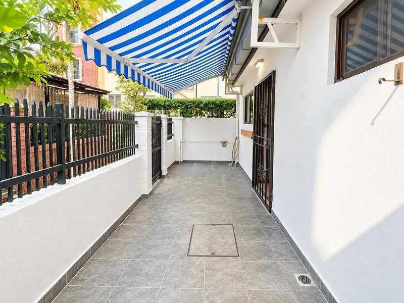 D15 | MOMENTS AWAY FROM i12KATONG!, Lorong Stangee, East Coast / Marine Parade, 4 Bedrooms, 2,100 sqft, Corner Terrace For Rent, by Janel Aemilia Chee, 500275423 - Backyard - PropertyGuru.com.sg