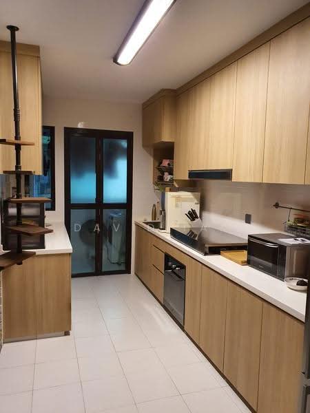 265C Punggol Way, 265C Punggol Way, Hougang / Punggol / Sengkang, 3 Bedrooms, 1,205 sqft, HDB Flat For Sale, by David Tan, 500275428 - Kitchen - PropertyGuru.com.sg
