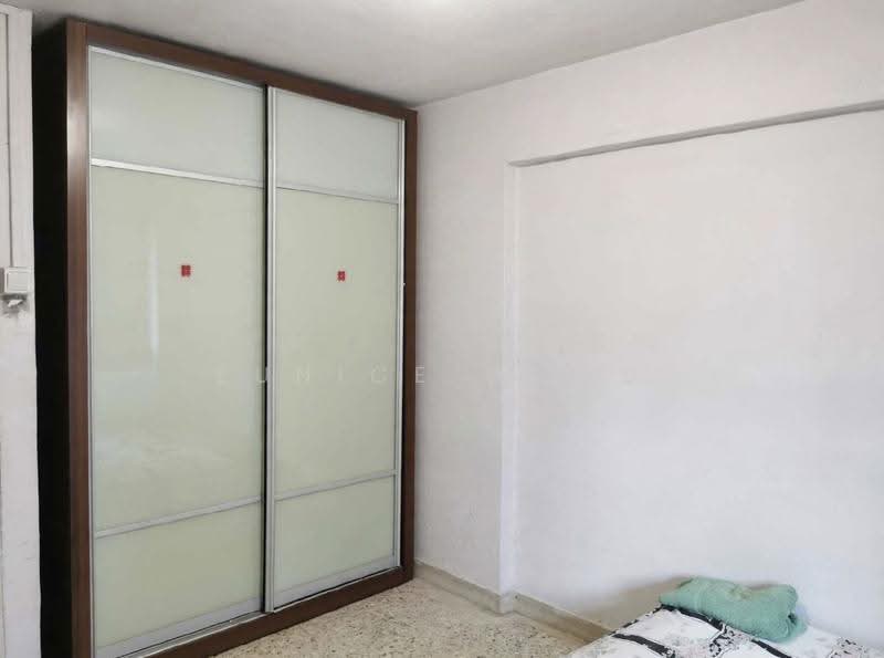 15 Ghim Moh Road, 15 Ghim Moh Road, Tanglin / Holland / Bukit Timah, Room Rental, 140 sqft, HDB Flat For Rent, by Eunice Wong, 500275429 - Bedroom - PropertyGuru.com.sg