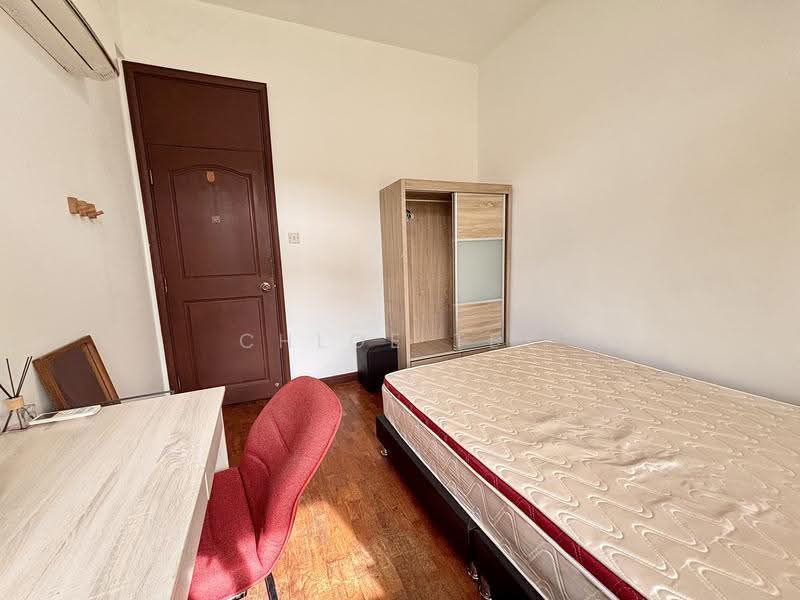 Sarhad Ville, 45 - 59C Lorong Sarhad, Buona Vista / West Coast / Clementi New Town, Room Rental, 120 sqft, Condominium For Rent, by Chloe Tey, 500275438 - Bedroom - PropertyGuru.com.sg
