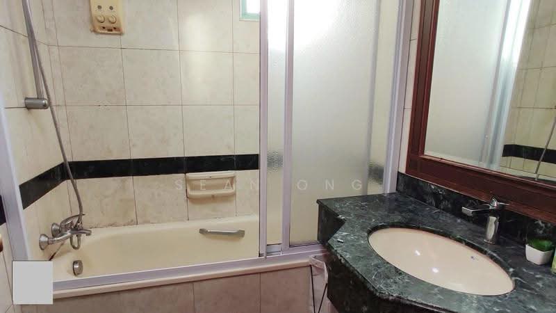 Hazel Park Condo, 21 Hazel Park Condo, Dairy Farm / Bukit Panjang / Choa Chu Kang, Room Rental, 180 sqft, Condominium For Rent, by Sean Ong, 500275447 - Bathroom - PropertyGuru.com.sg