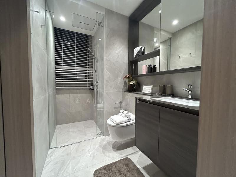 Lucerne Grand, Lakeside Drive, Boon Lay / Jurong / Tuas, 4 Bedrooms, 1,152 sqft, Condominium For Sale, by Zan Kiew, 500275460 - Bathroom - PropertyGuru.com.sg
