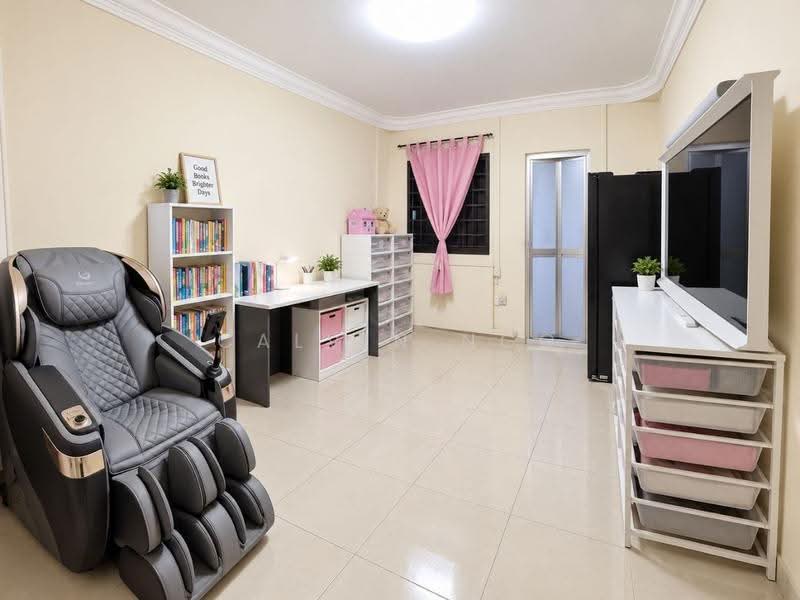 151 Woodlands Street 13, 151 Woodlands Street 13, Admiralty / Woodlands, 3 Bedrooms, 1,108 sqft, HDB Flat For Sale, by Calvin Ngo, 500275462 - Study - PropertyGuru.com.sg
