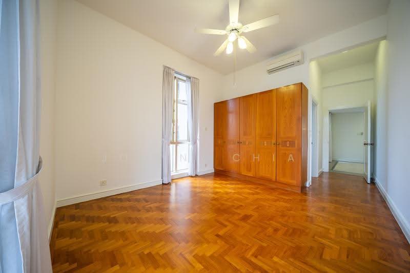 Leonie Condotel, 2 Leonie Hill Road, Orchard / River Valley, 4 Bedrooms, 2,770 sqft, Condominium For Rent, by Johnny Chia, 500275472 - Bedroom - PropertyGuru.com.sg