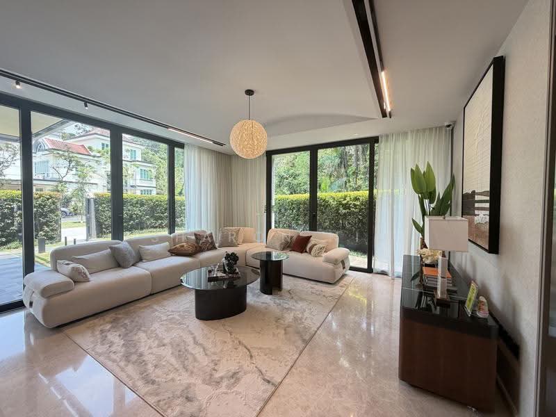 53 GREENBANK PARK, 53 GREENBANK PARK, Clementi Park / Upper Bukit Timah, 6 Bedrooms, 5,436 sqft, Semi-Detached House For Sale, by Sharon Nio, 500275473 - PropertyGuru.com.sg