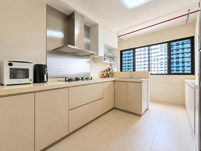 32 Cassia Crescent, 32 Cassia Crescent, Eunos / Geylang / Paya Lebar, 2 Bedrooms, 732 sqft, HDB Flat For Sale, by Shaun Lim, 500275511 - Kitchen - PropertyGuru.com.sg