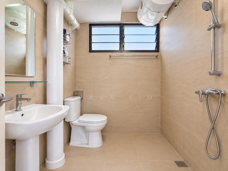 32 Cassia Crescent, 32 Cassia Crescent, Eunos / Geylang / Paya Lebar, 2 Bedrooms, 732 sqft, HDB Flat For Sale, by Shaun Lim, 500275511 - Bathroom - PropertyGuru.com.sg