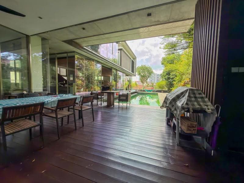 Rare 9,000sqft 2-Storey Freehold Detached Bungalow in Quiet Enclave, Upper Thomson Rd, Windsor Park, Upper Thomson / Bishan / Marymount, Ang Mo Kio / Bishan / Thomson, 5 Bedrooms, 8,700 sqft, Bungalow House For Sale, by Rio Pang, 500275527 - Exterior - PropertyGuru.com.sg
