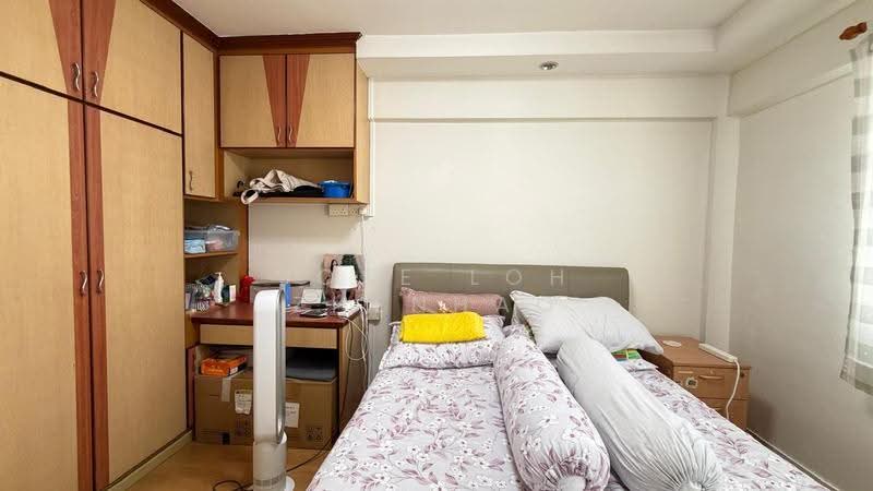 415 Hougang Avenue 10, 415 Hougang Avenue 10, Hougang / Punggol / Sengkang, 3 Bedrooms, 980 sqft, HDB Flat For Sale, by Jose Loh Zhenhao, 500275530 - Bedroom - PropertyGuru.com.sg