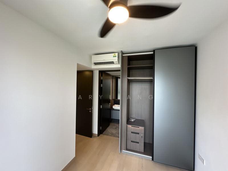 Irwell Hill Residences, 6 Irwell Hill, Orchard / River Valley, 2 Bedrooms, 667 sqft, Condominium For Sale, by Daryl Ang, 500275535 - Bedroom - PropertyGuru.com.sg