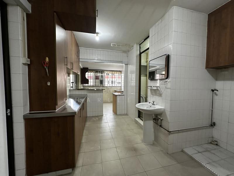 428 Hougang Avenue 6, 428 Hougang Avenue 6, Hougang / Punggol / Sengkang, 4 Bedrooms, 1,572 sqft, HDB Flat For Rent, by Charlee Ng, 500275545 - Kitchen - PropertyGuru.com.sg