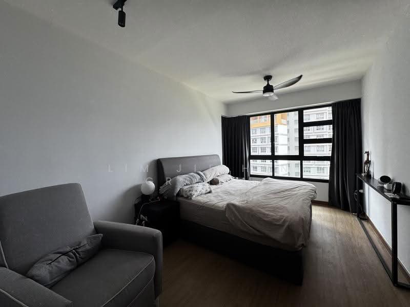 402A Fernvale Lane, 402A Fernvale Lane, Hougang / Punggol / Sengkang, 3 Bedrooms, 1,216 sqft, HDB Flat For Sale, by Lim Jie Han Graham, 500275556 - Bedroom - PropertyGuru.com.sg