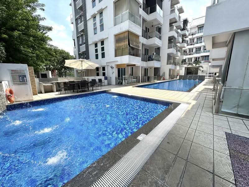 Parc Elegance, 17 Telok Kurau Road, East Coast / Marine Parade, Studio, 398 sqft, Condominium For Sale, by Carol Chen, 500275559 - Pool - PropertyGuru.com.sg