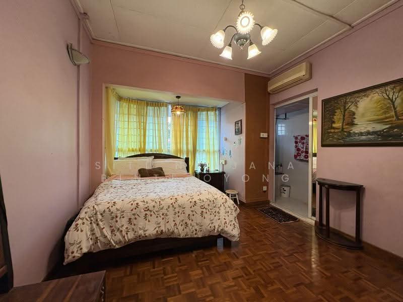 Thomson Garden Estate, Sin Ming Road, Ang Mo Kio / Bishan / Thomson, 3 Bedrooms, 1,632 sqft, Terraced House For Sale, by Siti Nurjana Binte Oyong, 500275571 - Bedroom - PropertyGuru.com.sg