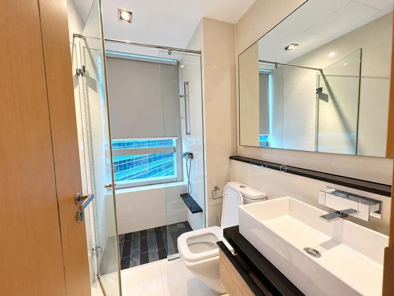 Marina Bay Residences, 18 Marina Boulevard, Boat Quay / Raffles Place / Marina, 2 Bedrooms, 1,055 sqft, Condominium For Sale, by Shirley Seng, 500275579 - Bathroom - PropertyGuru.com.sg