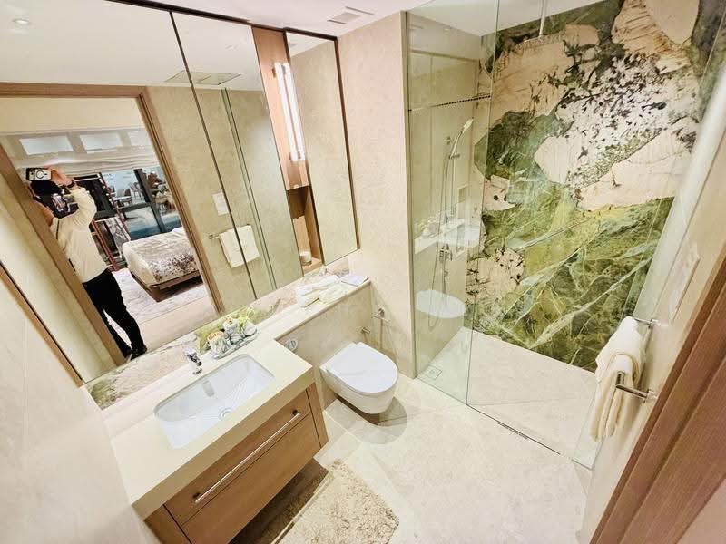 Vela Bay, 3 Bayshore Walk, Bedok / Upper East Coast, 3 Bedrooms, 1,033 sqft, Condominium For Sale, by Murphy Lee, 500275595 - Bathroom - PropertyGuru.com.sg